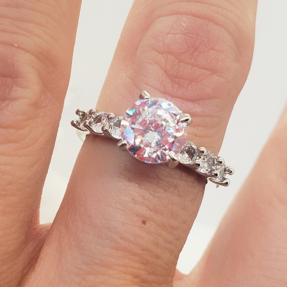 NEW Cubic Zirconia Elevated DIAMOND SHAPE Ring 8 Sterling Silver Plated